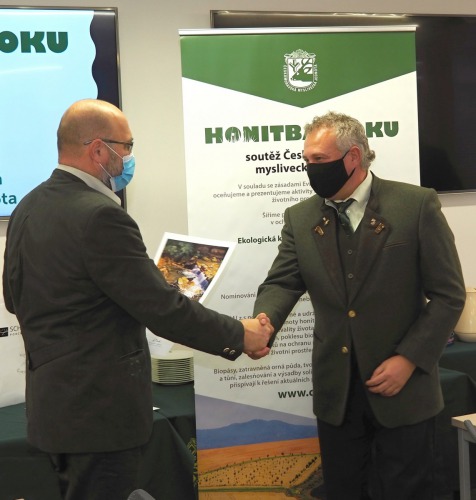 Předávání ocenění Ing. Milanovi Zerzánovi z Městských lesů Hradec Králové a.s.